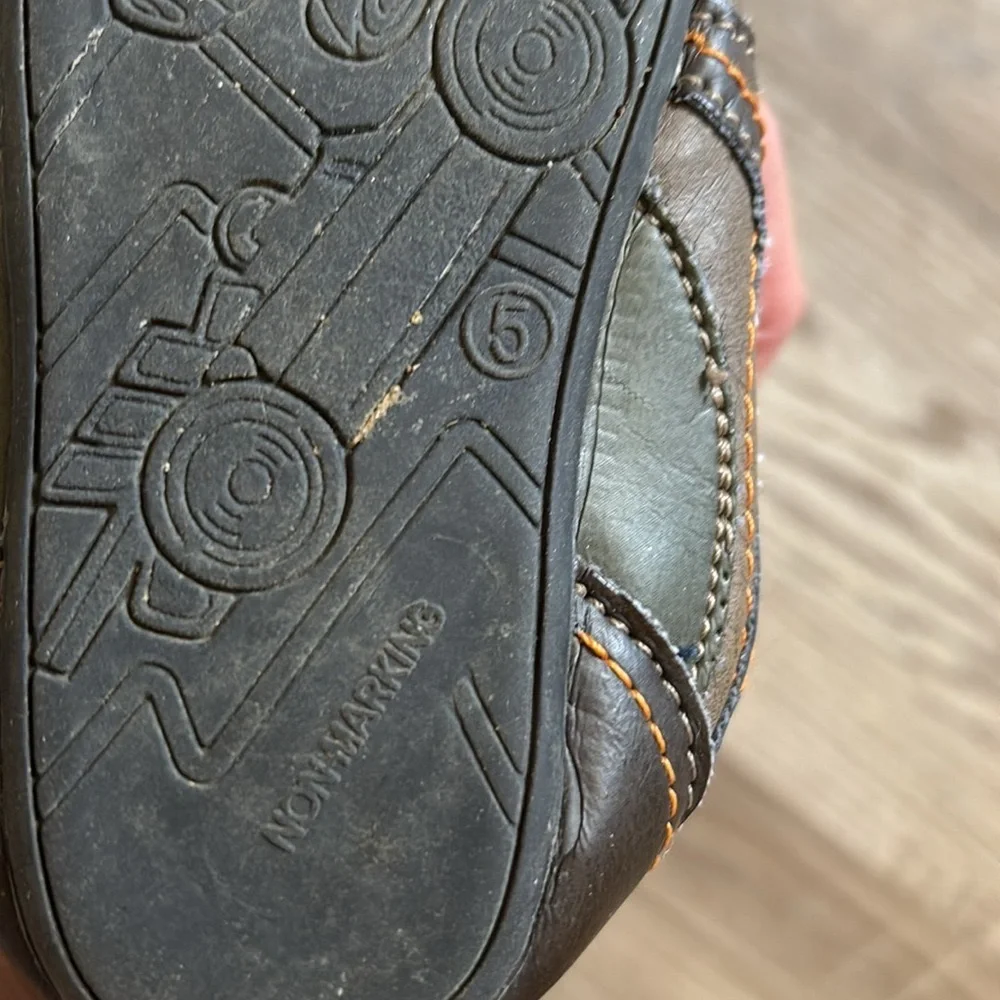 Nonmarking Baby Brown and Orange Shoes